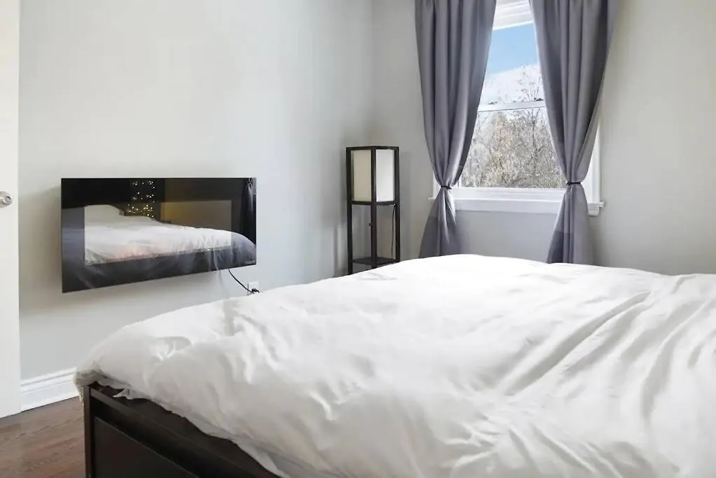 Charming Cozy Ravine Home Mins To Parks & Lake Entire House Toronto 0*,